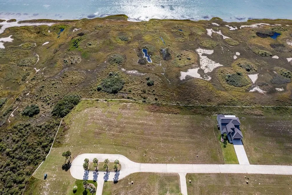 110 Coastal Springs Port O Connor, TX 77982