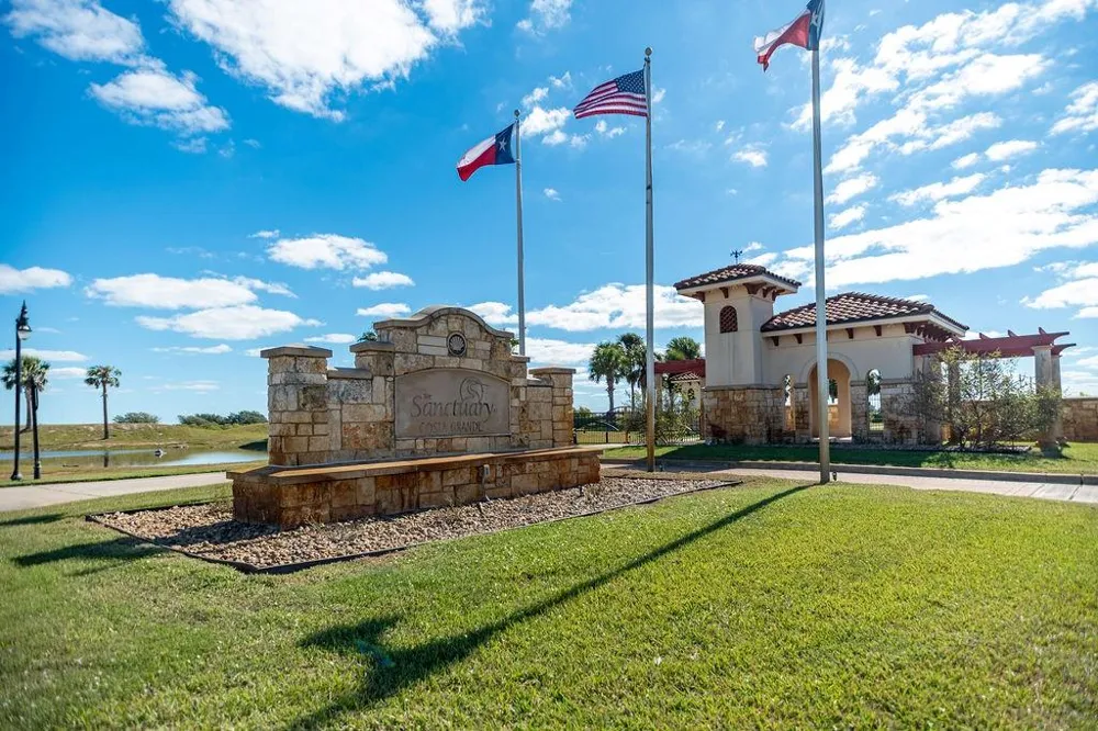 110 Coastal Springs Port O Connor, TX 77982
