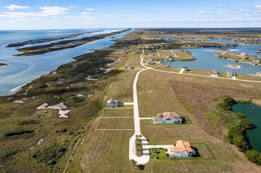 110 Coastal Springs Port O Connor, TX 77982