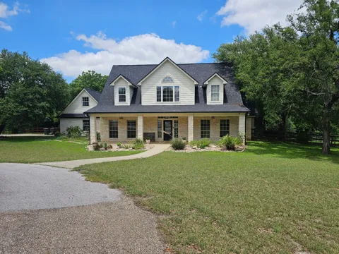 1060 Great Oaks Drive