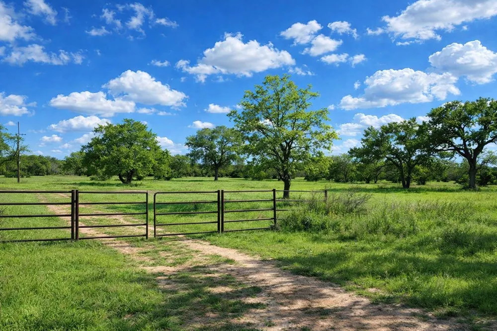 3809 Mormon Mill Road Marble Falls, TX 78654