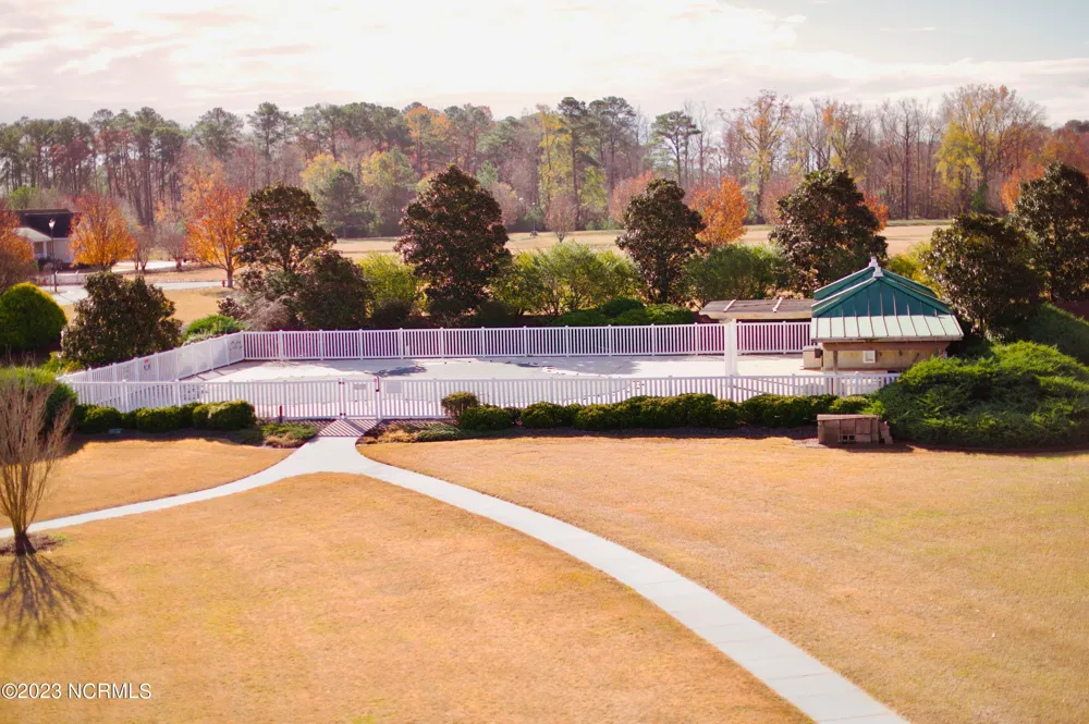 161 Sunshine Drive Arapahoe, NC 28510