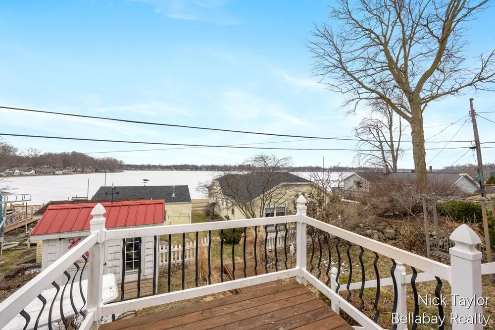 8198 Morrison Lake Gardens Boston Township, MI 48881