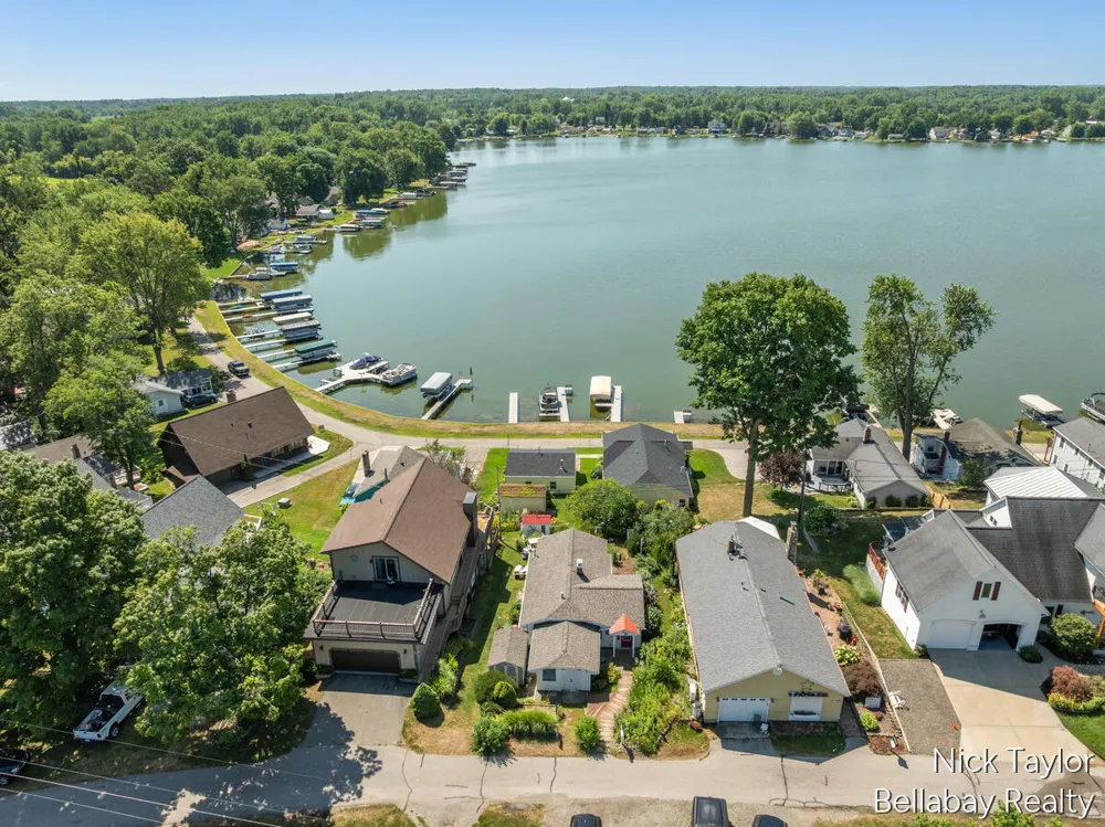 8198 Morrison Lake Gardens Boston Township, MI 48881