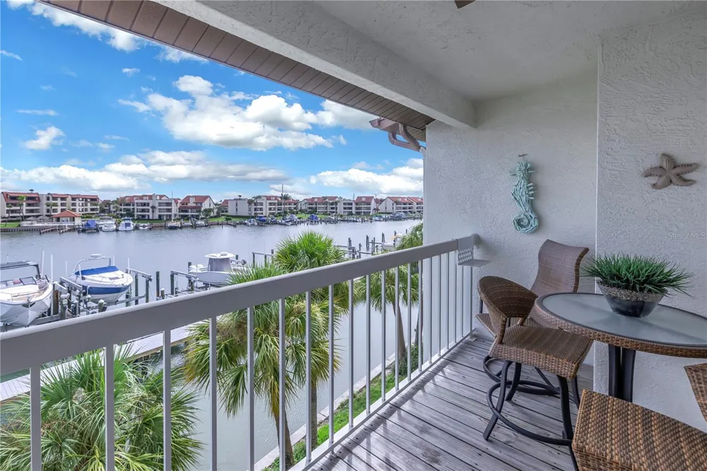 117 YACHT CLUB LANE Tierra Verde, FL 33715