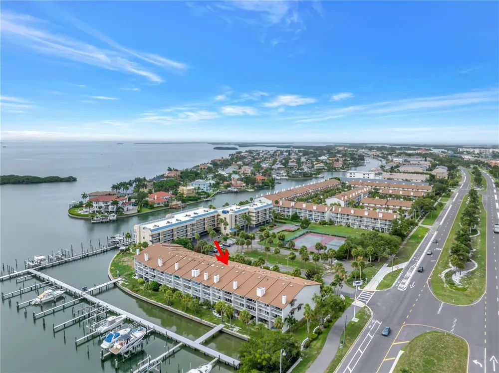 117 YACHT CLUB LANE Tierra Verde, FL 33715