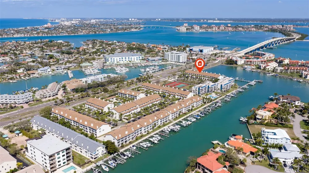 117 YACHT CLUB LANE Tierra Verde, FL 33715