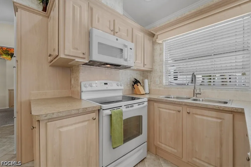 Daniels Road #74 Moore Haven, FL 33471