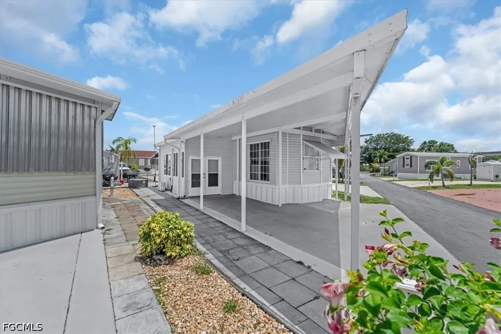 Daniels Road #74 Moore Haven, FL 33471