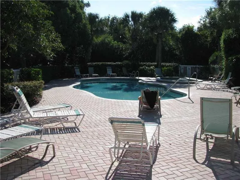 1819 HAMMOCKS AVENUE #1819 Lutz, FL 33549