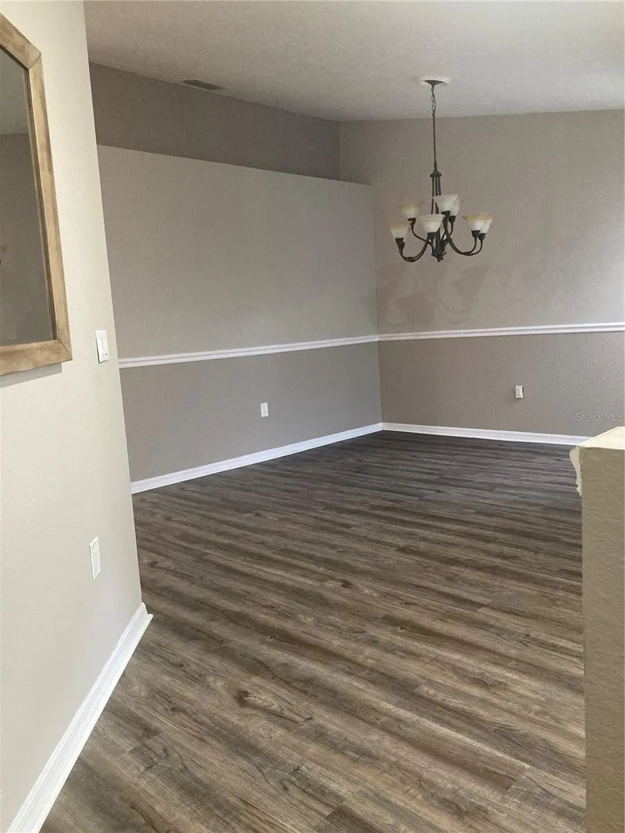 1819 HAMMOCKS AVENUE #1819 Lutz, FL 33549