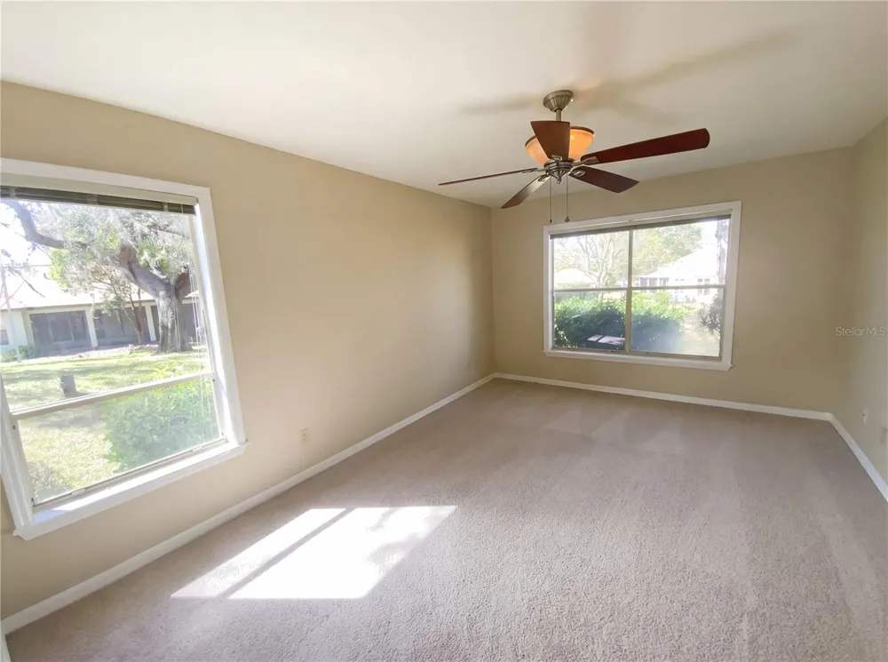 1610 DALARY POINT Crystal River, FL 34429