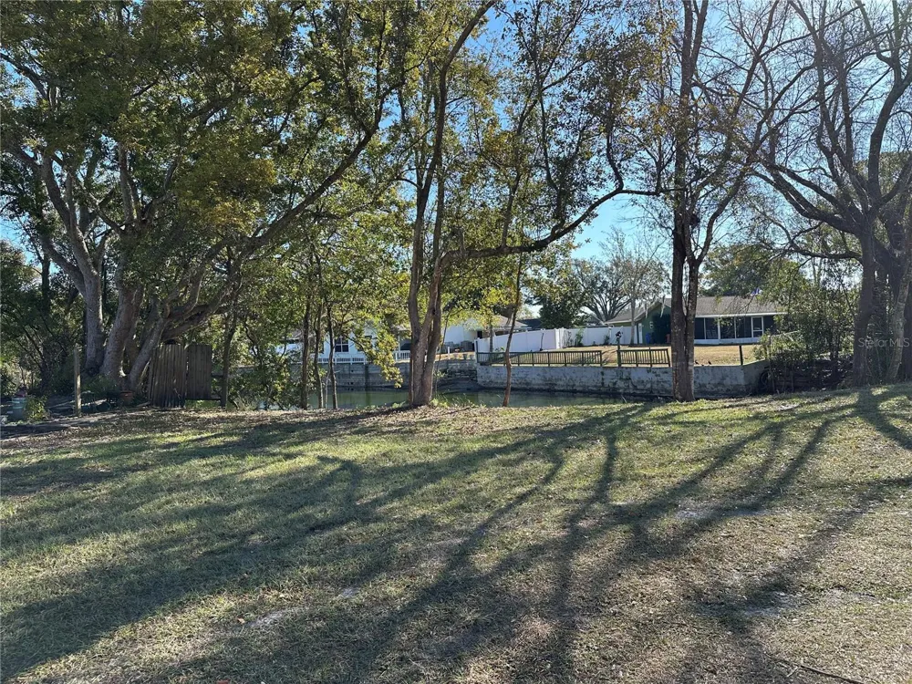 SUNRISE DRIVE Lutz, FL 33549