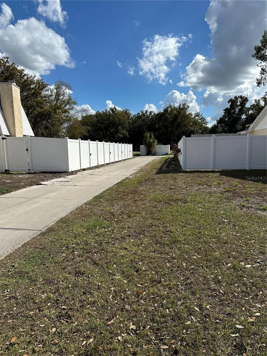 SUNRISE DRIVE Lutz, FL 33549