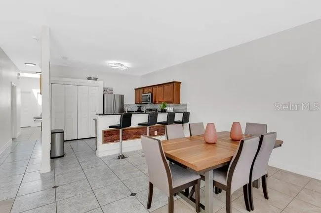 1057 UNIVERSAL REST PLACE Kissimmee, FL 34744