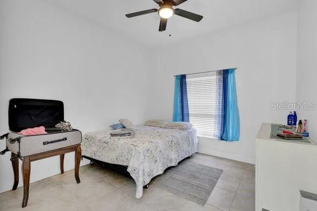 1057 UNIVERSAL REST PLACE Kissimmee, FL 34744