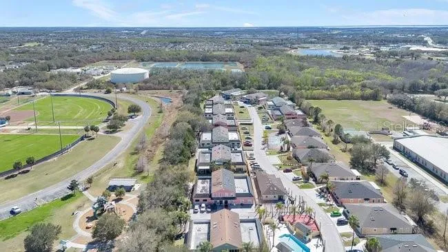 1057 UNIVERSAL REST PLACE Kissimmee, FL 34744