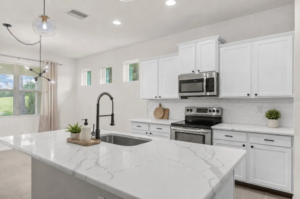 17807 GARSALASO CIRCLE Brooksville, FL 34604