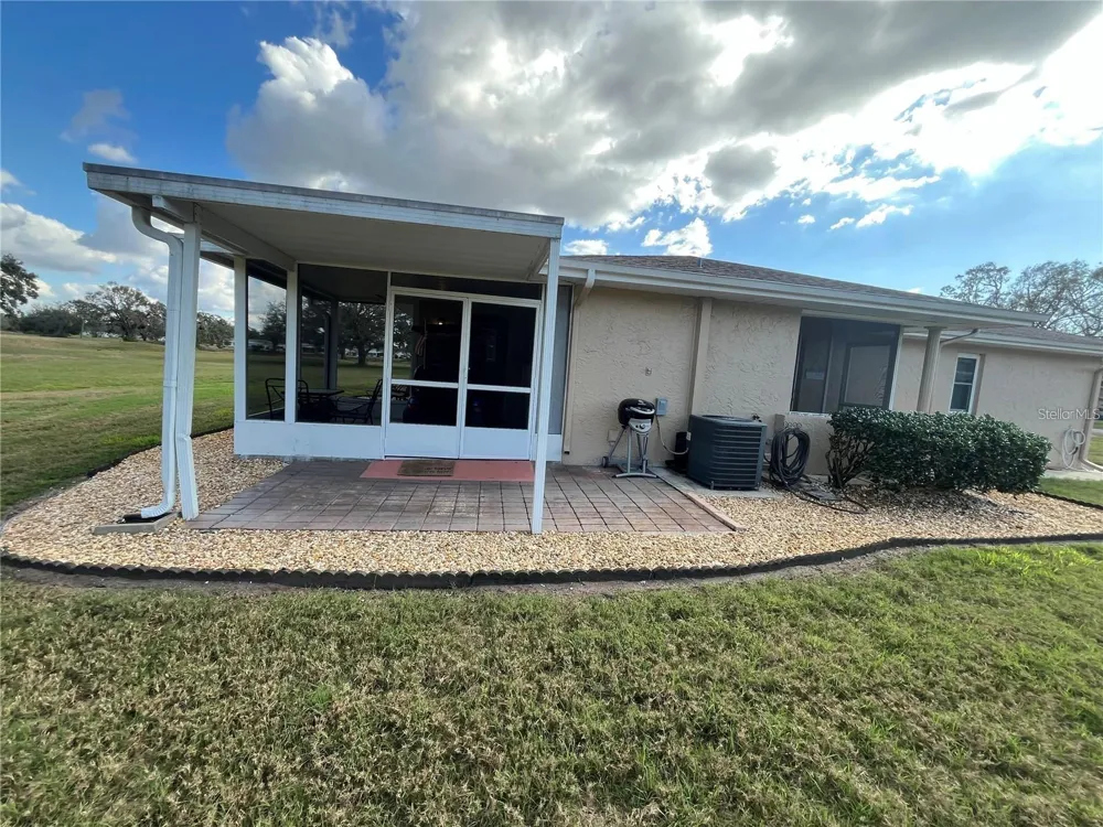1907 CANTERBURY LANE #10 Sun City Center, FL 33573