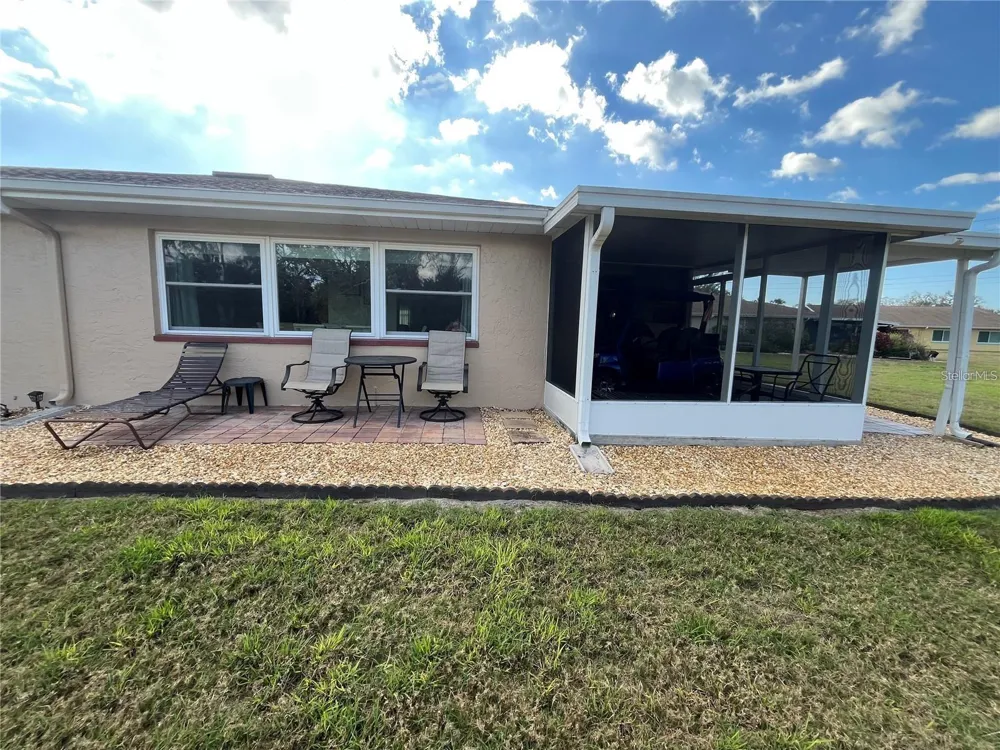 1907 CANTERBURY LANE #10 Sun City Center, FL 33573