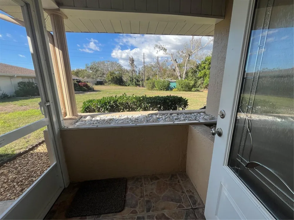 1907 CANTERBURY LANE #10 Sun City Center, FL 33573