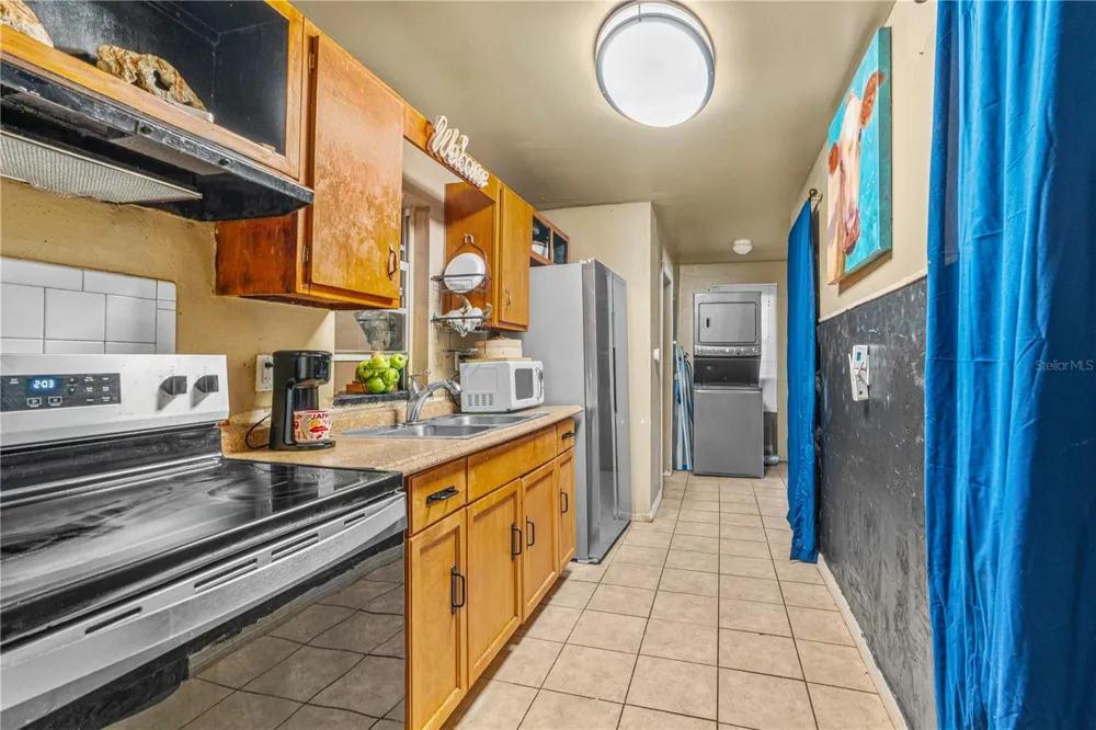 808 KATHY STREET Daytona Beach, FL 32114