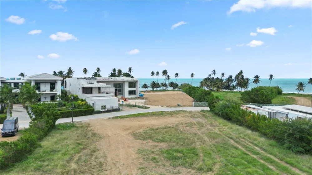 L5 Atlantic DR 7000 BAHIA BEACH DR Rio Grande, PR 00745