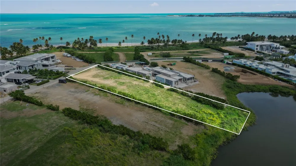 L5 Atlantic DR 7000 BAHIA BEACH DR Rio Grande, PR 00745