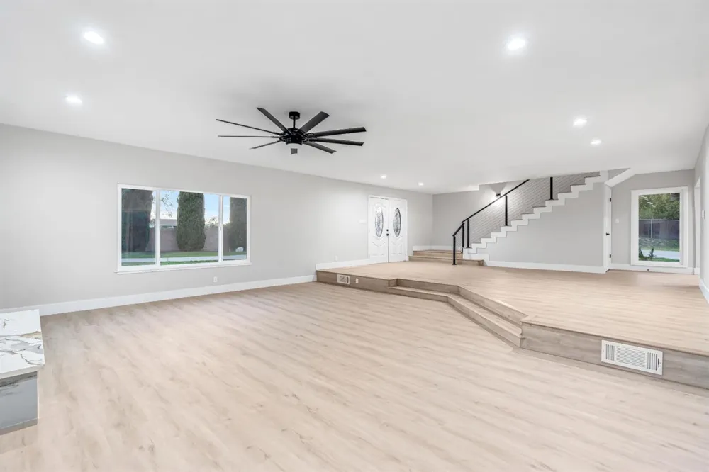 28718 Auberry Road Prather, CA 93651