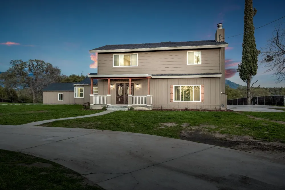 28718 Auberry Road Prather, CA 93651