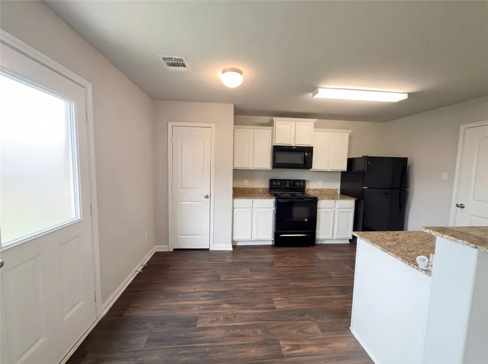 501 Yearwood Lane #1D Jarrell, TX 76537
