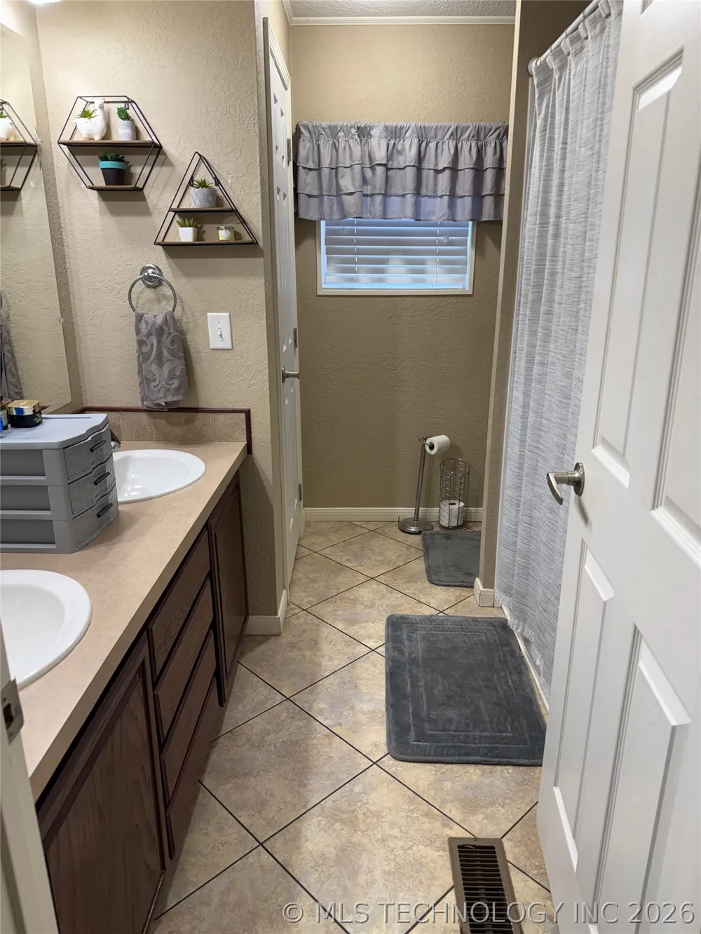 4859 1700 ROAD Sulphur, OK 73086