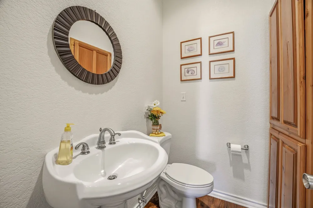 4259 S Lakeview Drive Gordon, TX 76453