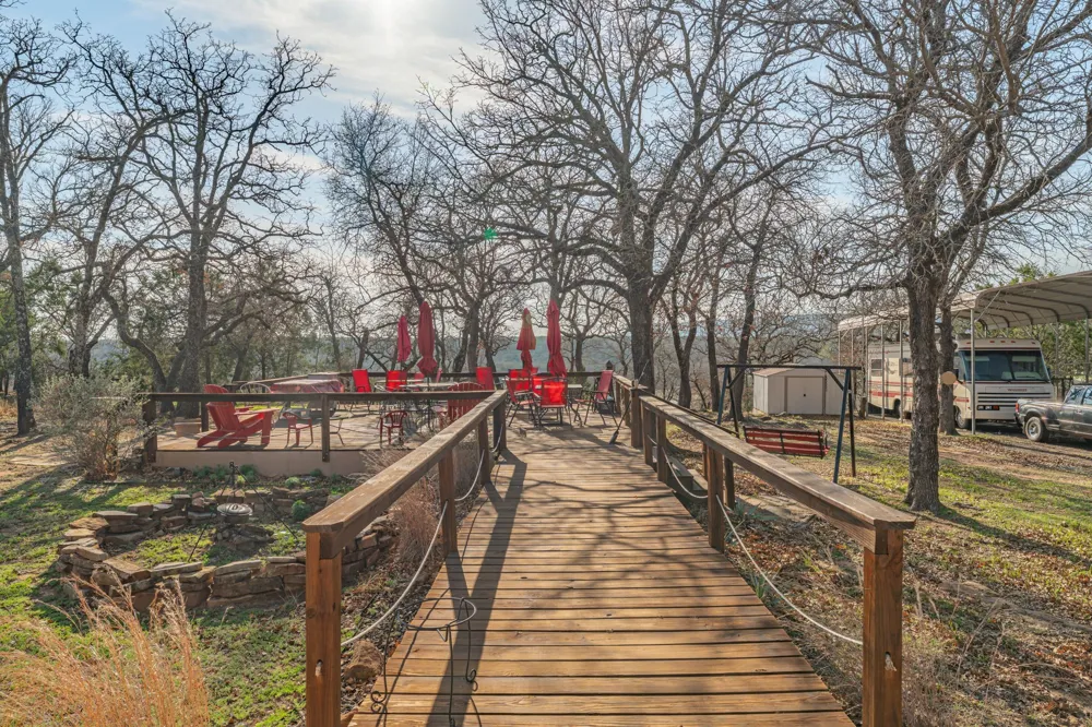 4259 S Lakeview Drive Gordon, TX 76453