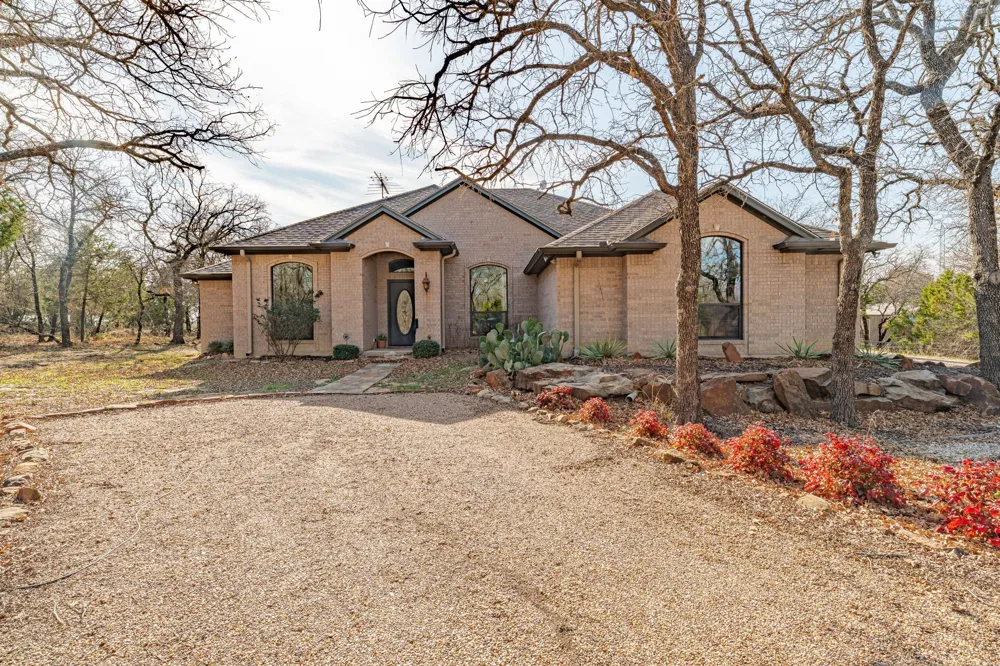 4259 S Lakeview Drive Gordon, TX 76453