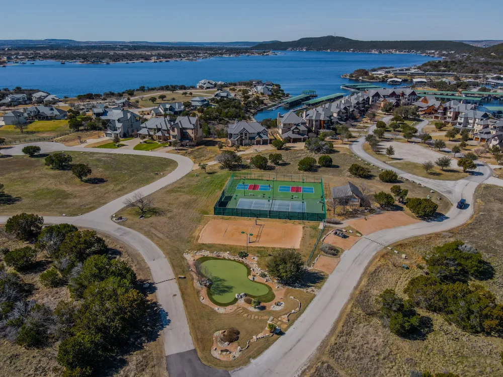2033 Harbor Way #103 Graford, TX 76449