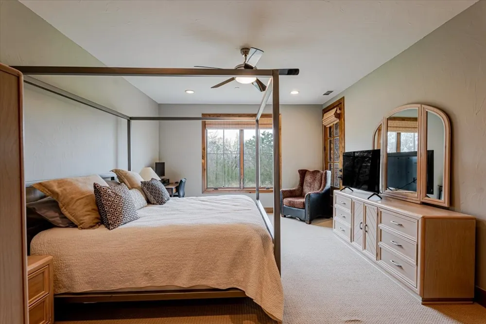 2033 Harbor Way #103 Graford, TX 76449