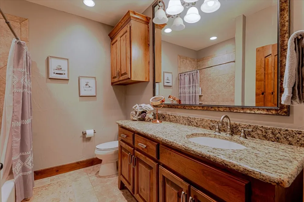 2033 Harbor Way #103 Graford, TX 76449