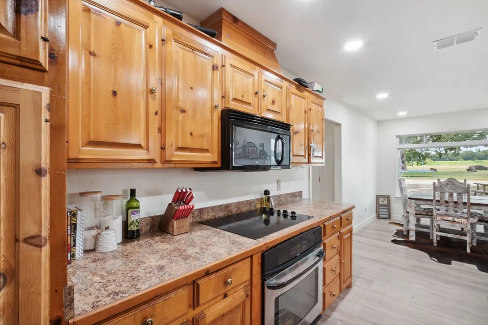 298 Townson Dublin, TX 76446