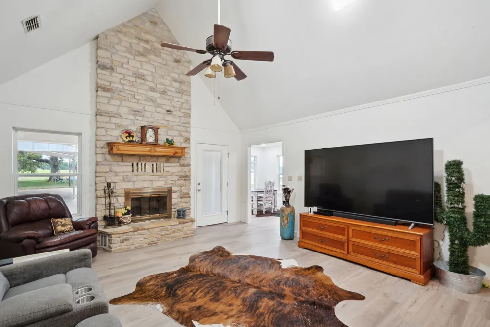 298 Townson Dublin, TX 76446