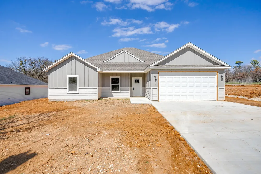 130 Abbott Avenue Covington, TX 76636