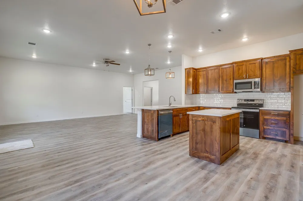 130 Abbott Avenue Covington, TX 76636