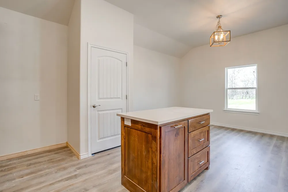 130 Abbott Avenue Covington, TX 76636