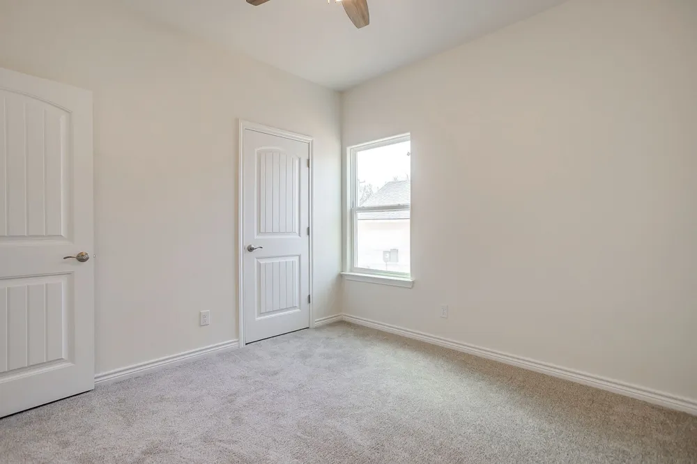 130 Abbott Avenue Covington, TX 76636