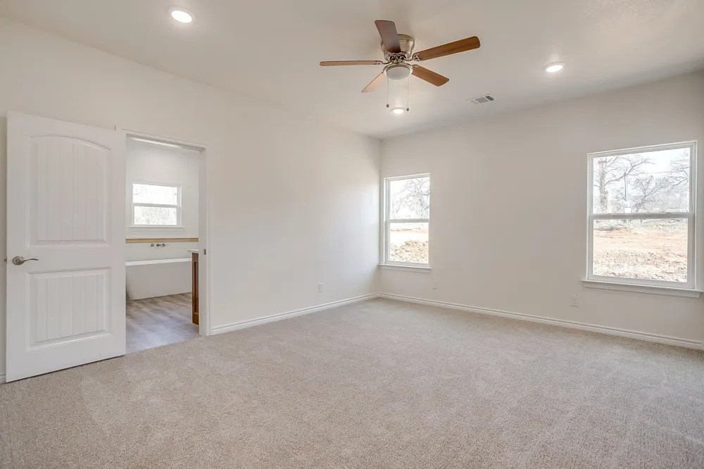 130 Abbott Avenue Covington, TX 76636