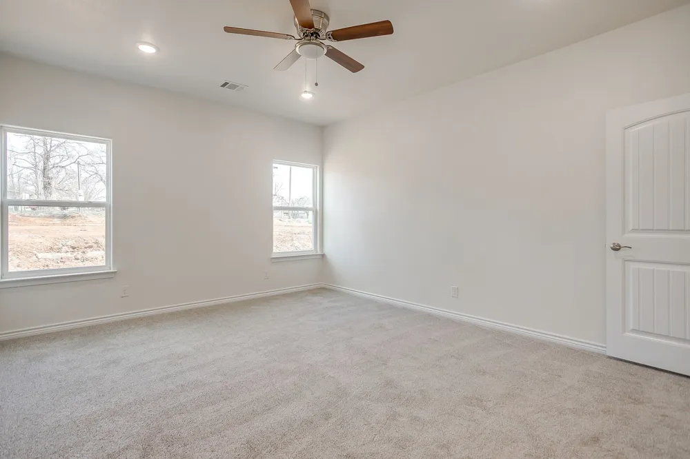130 Abbott Avenue Covington, TX 76636