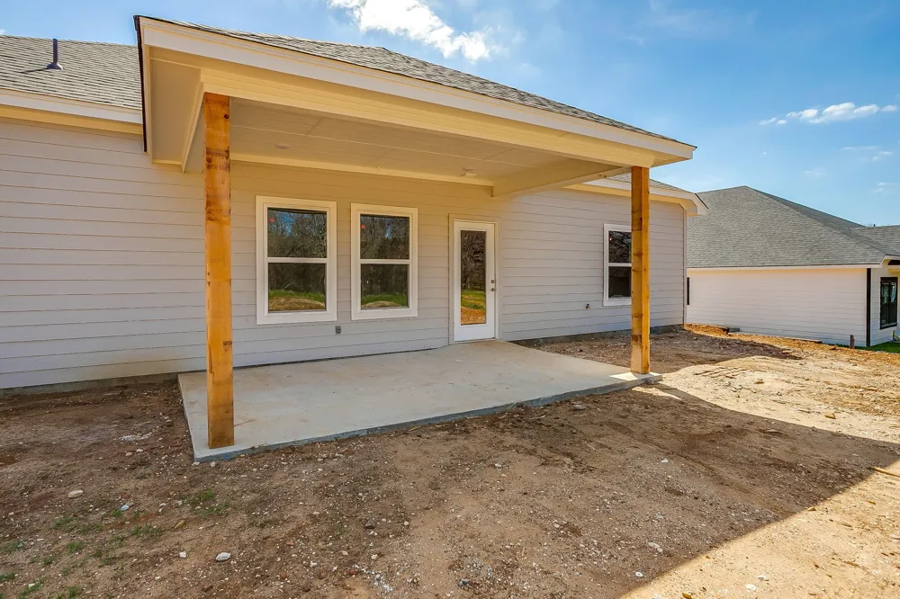 130 Abbott Avenue Covington, TX 76636
