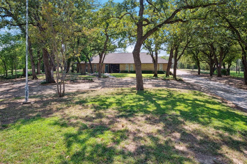 225 Timberline Lane Southlake, TX 76092