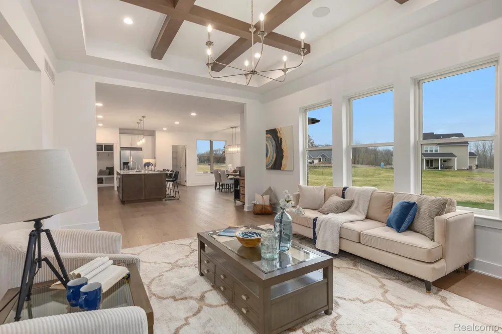 7699 Orchard Lane Washington Township, MI 48095