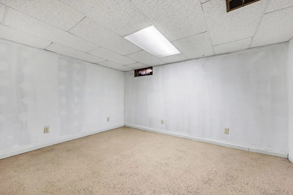 502 Stoneywood Drive Brighton City, MI 48116